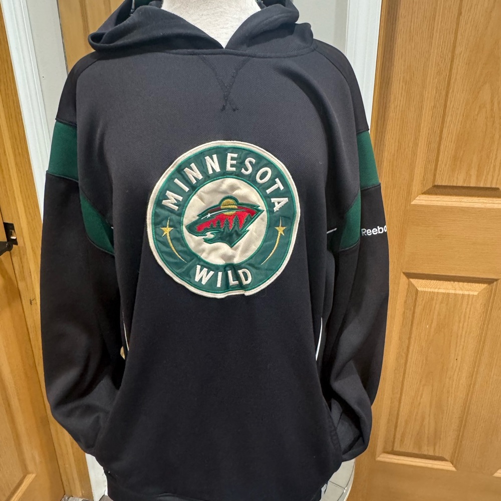 Reebok Black & Green Minnesota Wild Pullover Hoodie